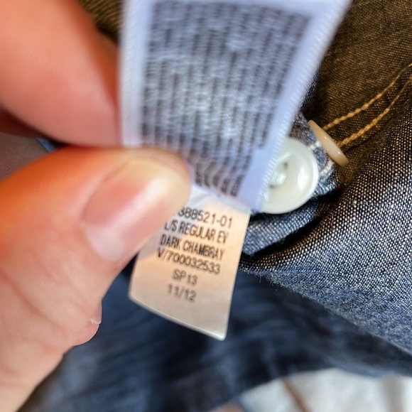 Old Navy Chambray Work Shirt - Picture 9 of 9